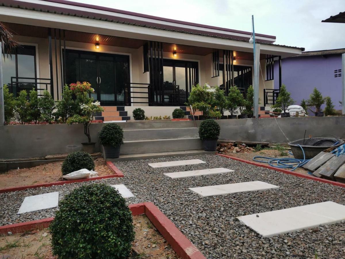 Laila​ Place Koh Lanta Exterior photo